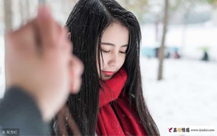 如果男人动手打了你怎么办,看女人是怎么回答的!_情感