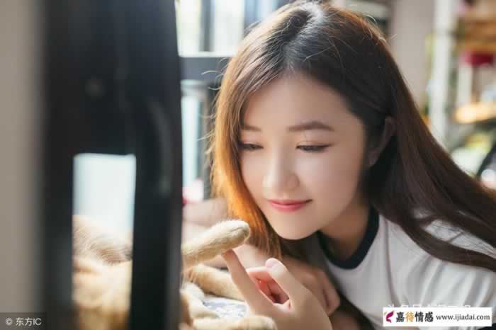 女人变坏了,就真的会有钱吗?_情感