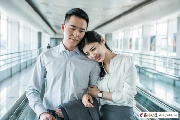 女人过了30岁，得拥有这两样东西，会让你活得更漂亮_情感