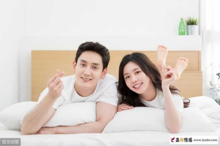 中年男女相处中年，女人想和你有关系这几个行为是她有意的_情感