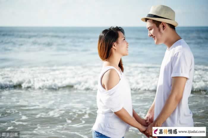 异性聊天时女人说在吗其实大多是这三种意思，男人要知道_情感
