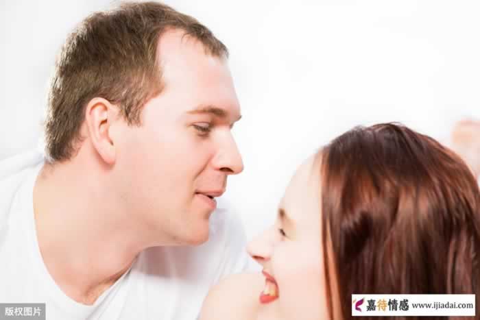 女人想你了害羞不好意思，才会给你发这几条信息_情感