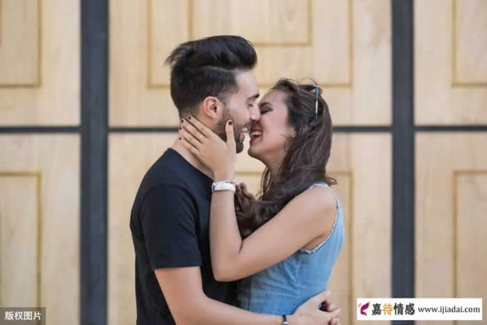 40岁的男人为什么宁可出轨也不离婚？三个中年男人说出了心里话_情感