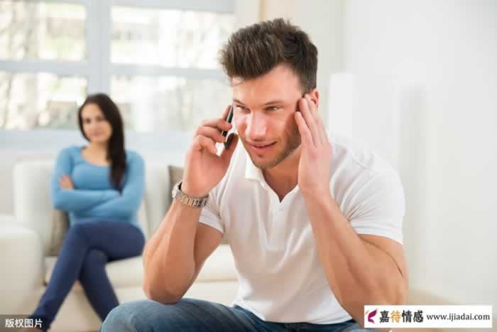 多数男人比较容易犯错误背叛婚姻的5个时刻_情感