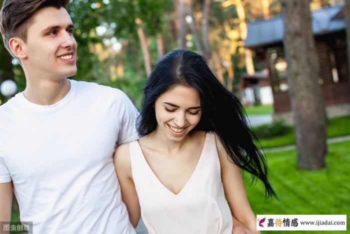 中年女人对你有想法时一般会说4句话来暗示你,男人不妨了解一下_情感