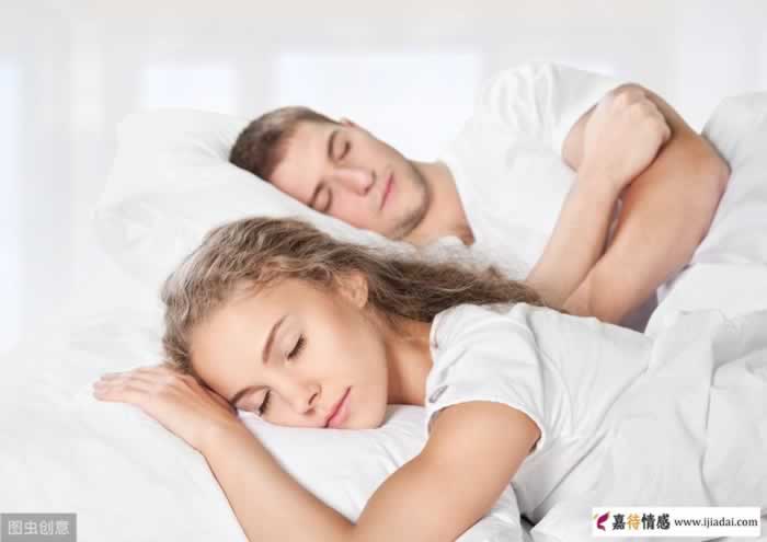 异性相处时,暧昧悄然而至的5种迹象你们都有吗?_情感