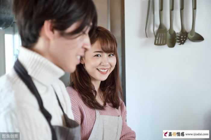 为什么这三个套路，女人越用男人越爱她？_情感