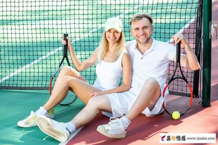长期缺爱的女人愿意和你做这几件事,尤其到了中年_情感