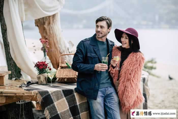 中年女人安分不安分，看她在3件事上的抉择男人就懂了_情感
