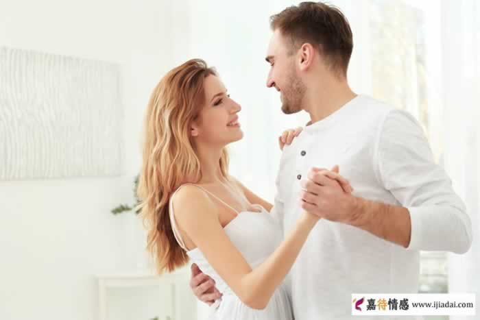 中年女人是不是在骗你，一般从这几个细节看就会一目了然_情感