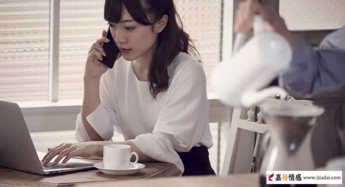 婚外恋曝光后男人选妻子还是第三者？这2个男人说：我只选自己_情感