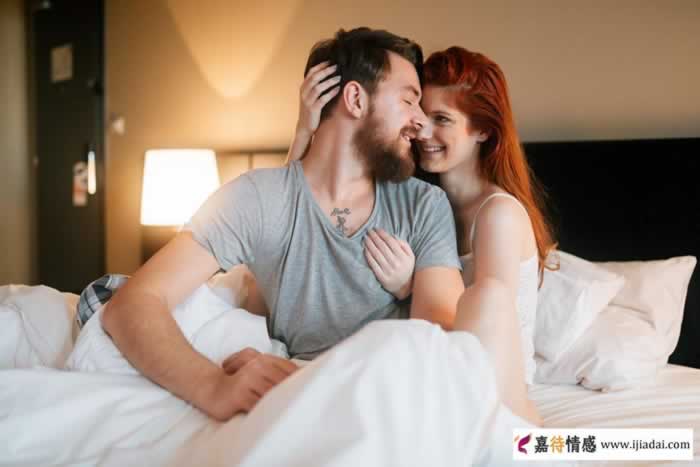 带婚外情人旅行一次我看清情人和妻子的区别，决定回归家庭_情感