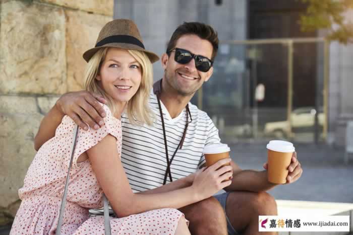 出轨的女人还是爱自己的老公的所以才一时冲动?_情感