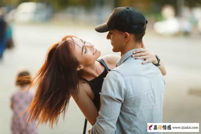 一个男人的心里话：女人花不花心，就看这4个方面_情感