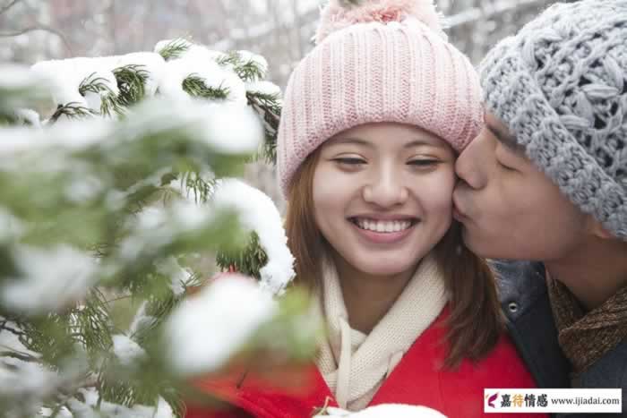 为什么男人到中年,总想谈一次婚外“恋爱”?_情感