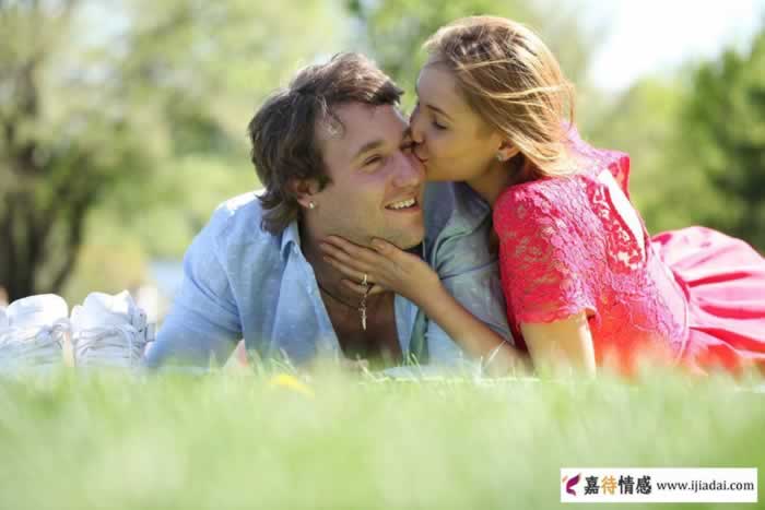 女人有了婚外的情人后为什么不选择离婚？她们说出了心里话_情感