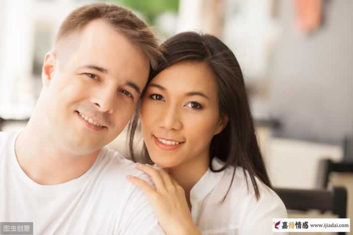 异性交往,女人同意让你“动”这三件东西,偷偷爱上你很久了_情感