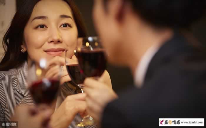 “我快被婚外的恋情折磨疯了”这位中年男人的哭诉让人心塞_情感