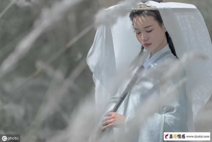 女人不拽男人不爱，做个三不女人，让男人欲罢不能_情感