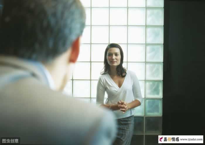 人到中年,女人很容易跟几种男人搞“暧昧”_情感