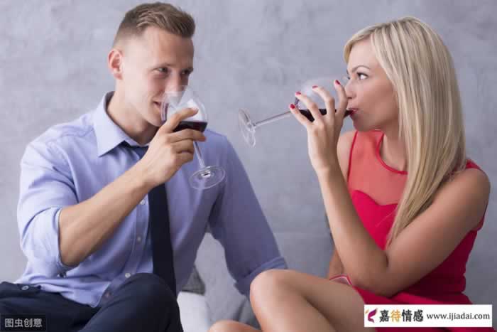 两性关系，愿意和有家庭的男人交往的，多半是以下4种女人_情感