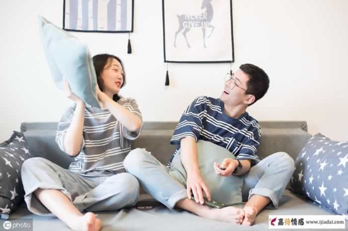 男人应该怎么才能哄好女人呢？_情感