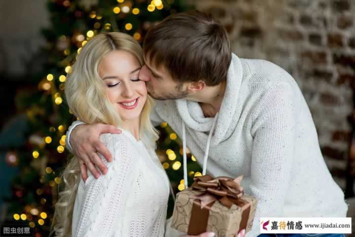 喜欢你的女人,通常都会和你聊什么?如果有四条,应该错不了_情感
