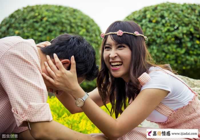 40岁的中年女人,若能容忍你开这些玩笑,多半是对你“动情”了_情感