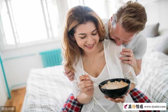 女人问你“吃了吗”,3句回复,很容易撩到她_情感