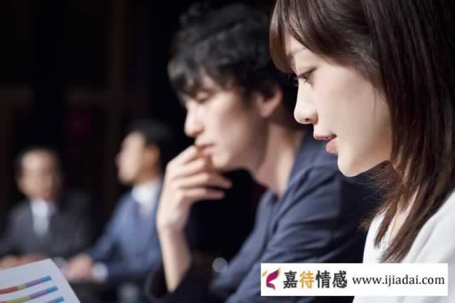 中年男女最大的尴尬是什么?_情感