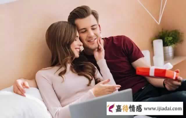 夫妻亲密同房时,被孩子撞见怎么办?_情感