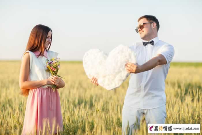 女人要明白：男人不回复你的信息时，做好这三点才“有效”_情感