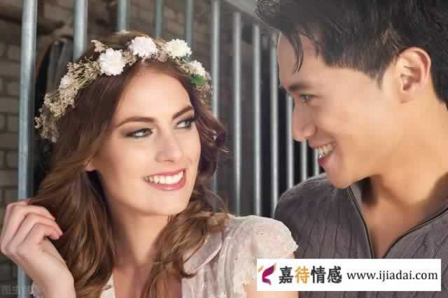 两性交往中,男人对你有这3个表现,说明不是真爱你_情感