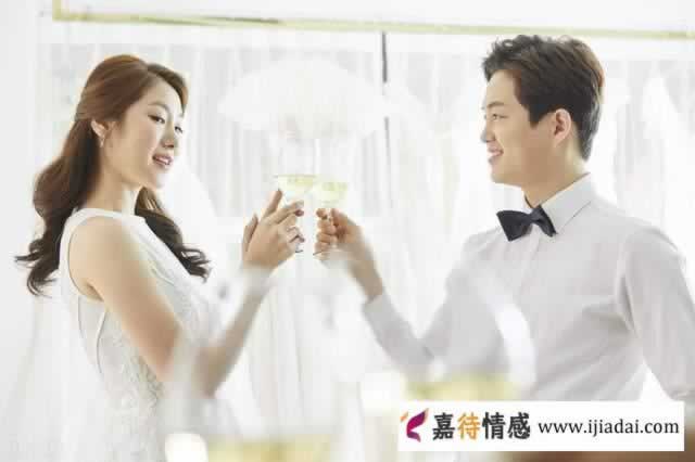 男人发“想我了吗”,聪明的女人不会回“当然想”,而是说这4句_情感
