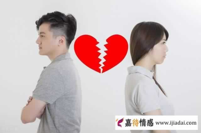男人不主动联系时，聪明的女人都会“这样做”，化“被动”为主动_情感