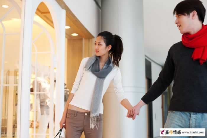 女人征服一个男人最好的方法：不是卑微讨好，而是牢记“3个词”_情感