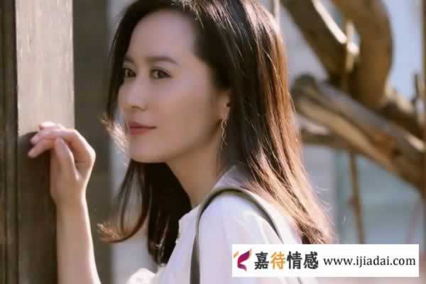 女人一生中会遇到很多男人，然而她最爱的人是这个他_情感