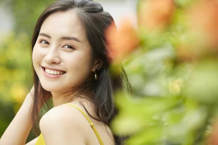 一个大龄剩女的独白：年轻时若低下自己高贵的头，就不被单身煎熬_情感