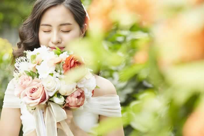 一个大龄剩女的独白：年轻时若低下自己高贵的头，就不被单身煎熬_情感