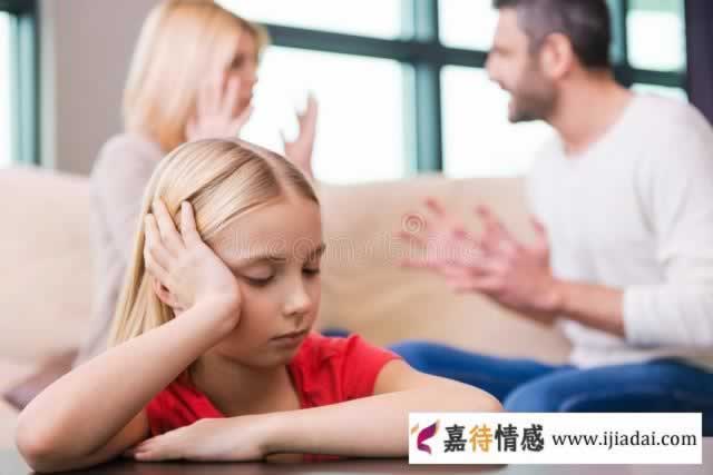 45岁以上的女人离婚后大部分选择了孤独终老_情感