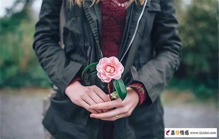二婚女人把爱情给了前夫_情感