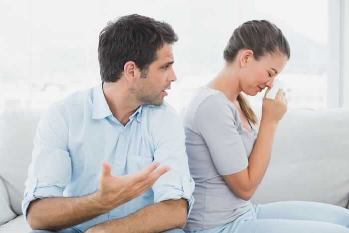 该怎么做才能吸引前任？什么样的女人最吸引男人？_情感
