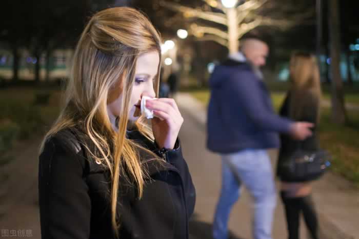 分手后前任有新欢怎么办？怎样挽回有新欢的前男友？_情感