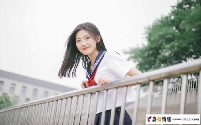 女人被你深深吸引后,往往会有这四种表现_情感