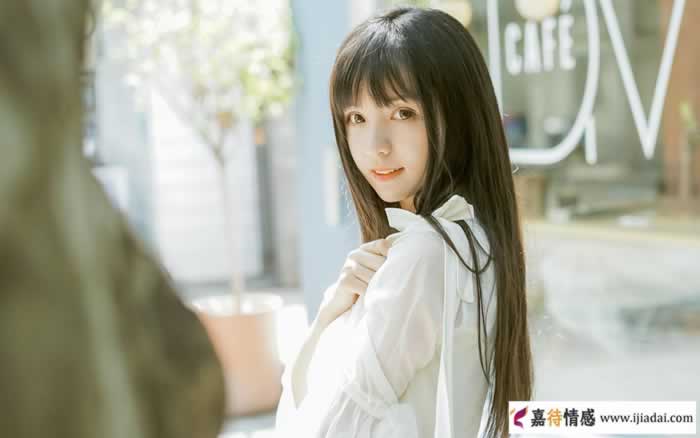 四种强效吸引女人的行为 让她无法抗拒的爱上你_情感