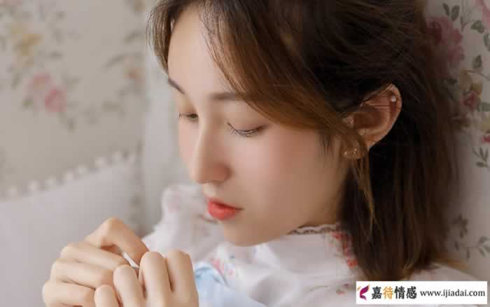 追女生攻略 刚认识聊什么话题比较好?_情感