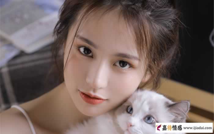 打动女人最简单的方法 让她疯狂爱上你_情感