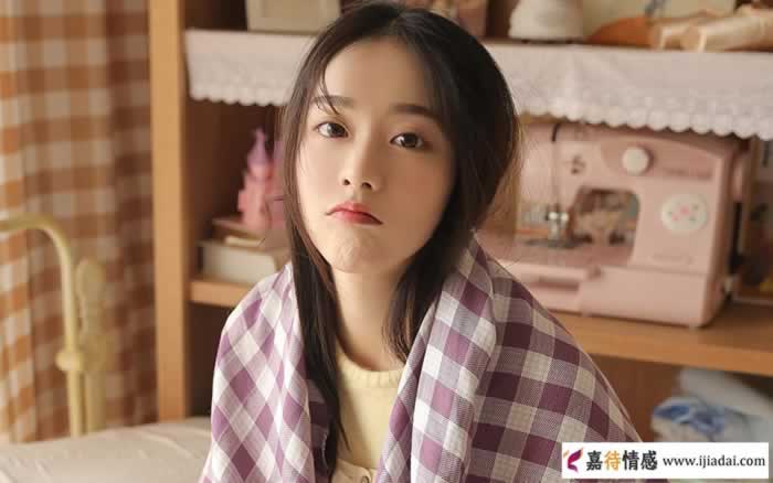 爱你入骨的女人,与嘴上爱你的女人,在爱你时有什么区别?_情感