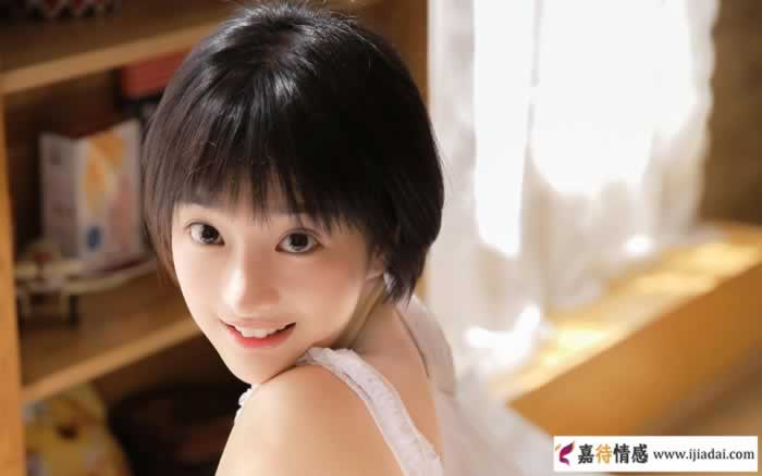 男女最容易升温感情的四个行为_情感