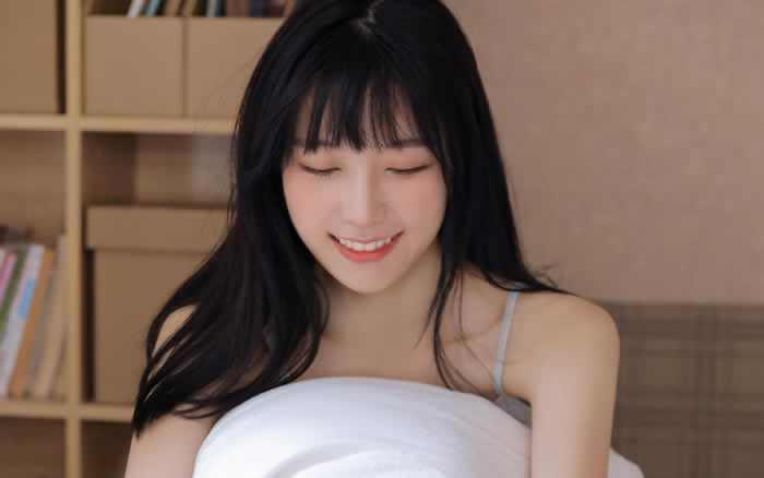 甜而不腻的短句情话 就像微风不燥 一切刚刚好_情感